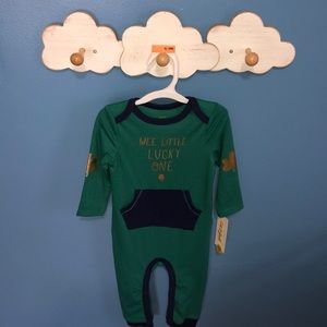 NEW Baby Cat & Jack St. Patrick’s day onesie. 6-9m